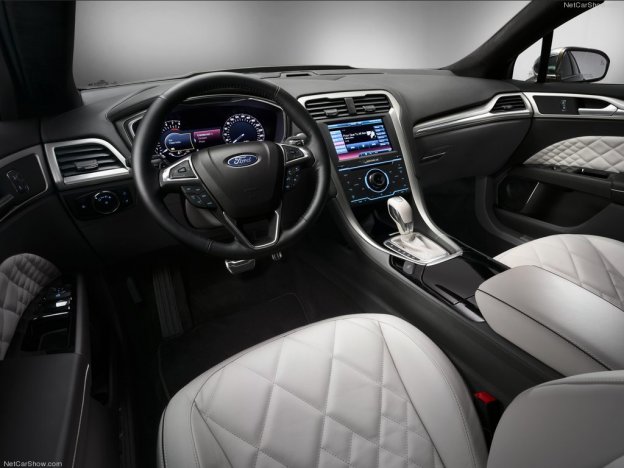 Фото салона Ford Mondeo Vignale 2015 2016