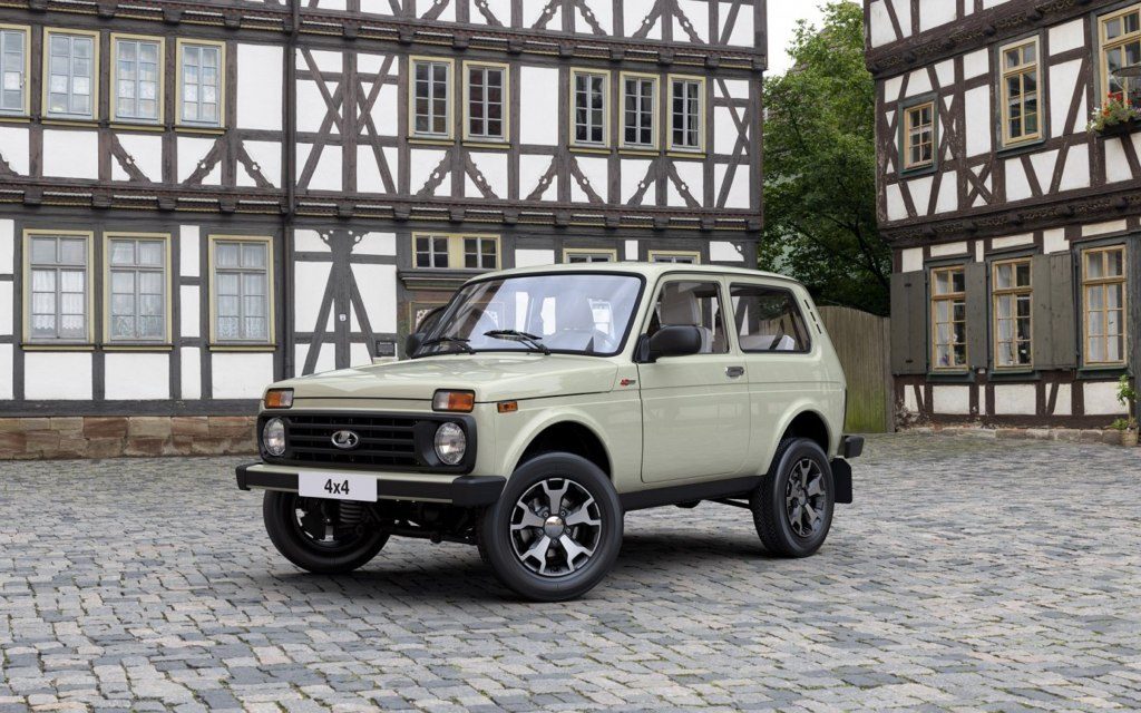 LADA Niva Travel