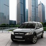 Lada Largus Cross 2018 модельного года: цены, комплектации, фото и характеристики