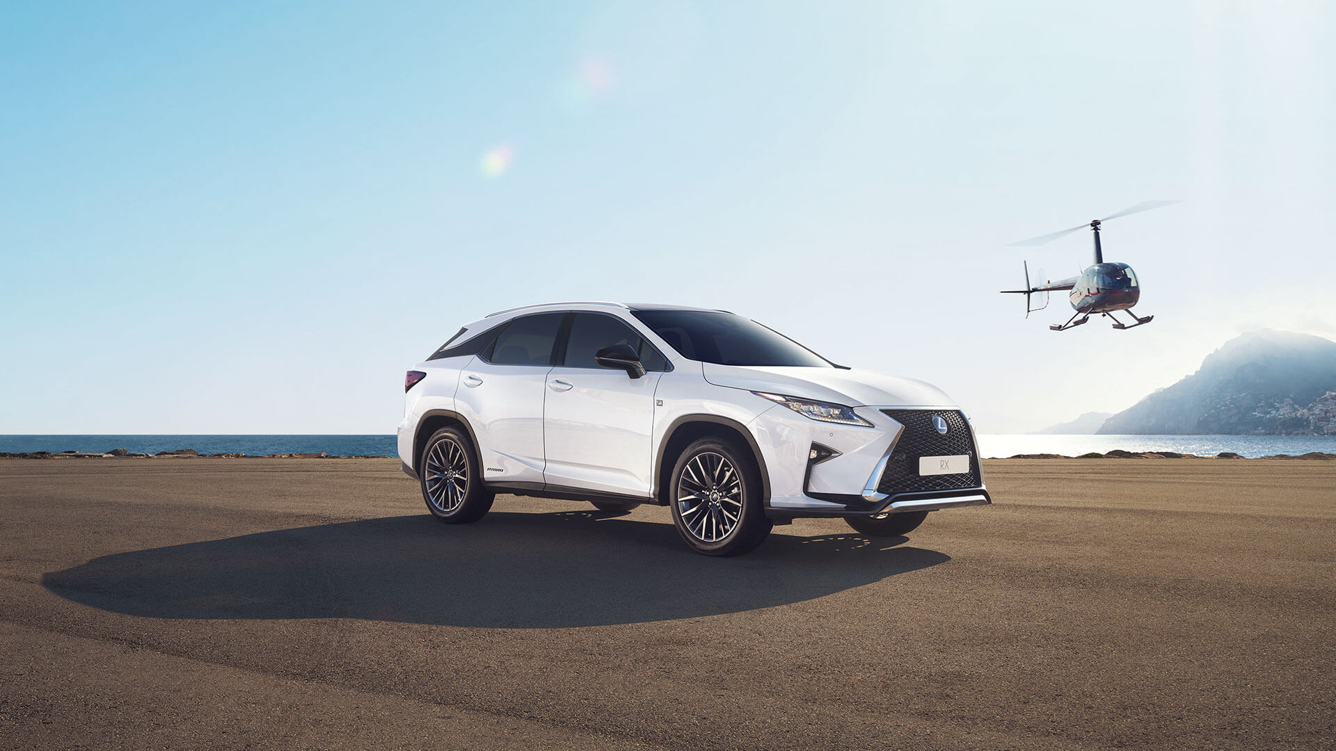 Обзор rx. Lexus RX беспилотник. Лексус обои RX. Лексус РХ на рабочий стол. Лексус rx300 на рабочий стол.