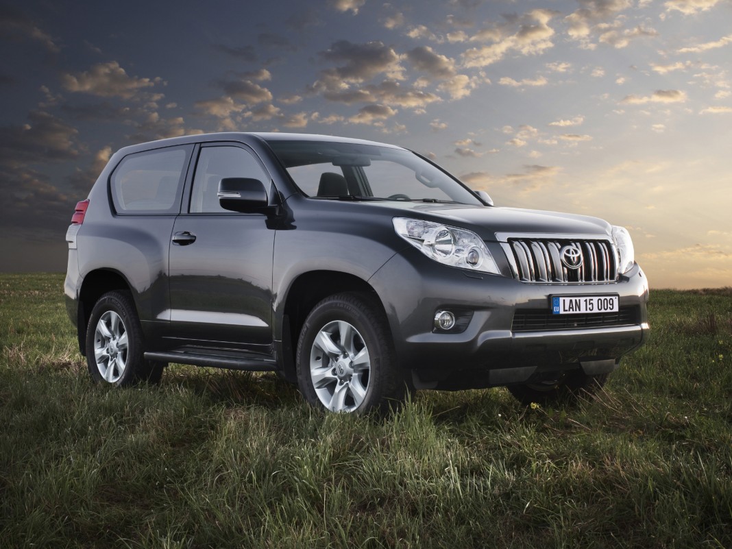 Toyota Land Cruiser Prado 150 Night