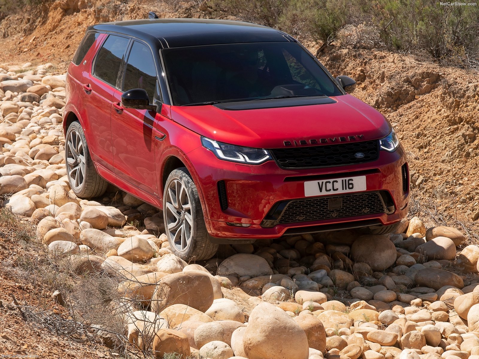 Land Rover Discovery 2020