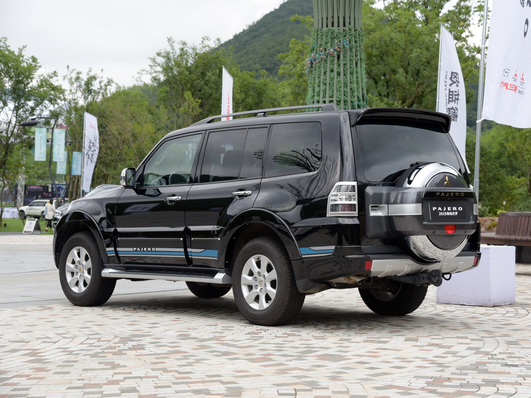 Паджеро фото. Mitsubishi Pajero 2019. Мицубиси Паджеро 4 новый. Мицубиси Паджеро 4 2020. Mitsubishi Паджеро 2019.