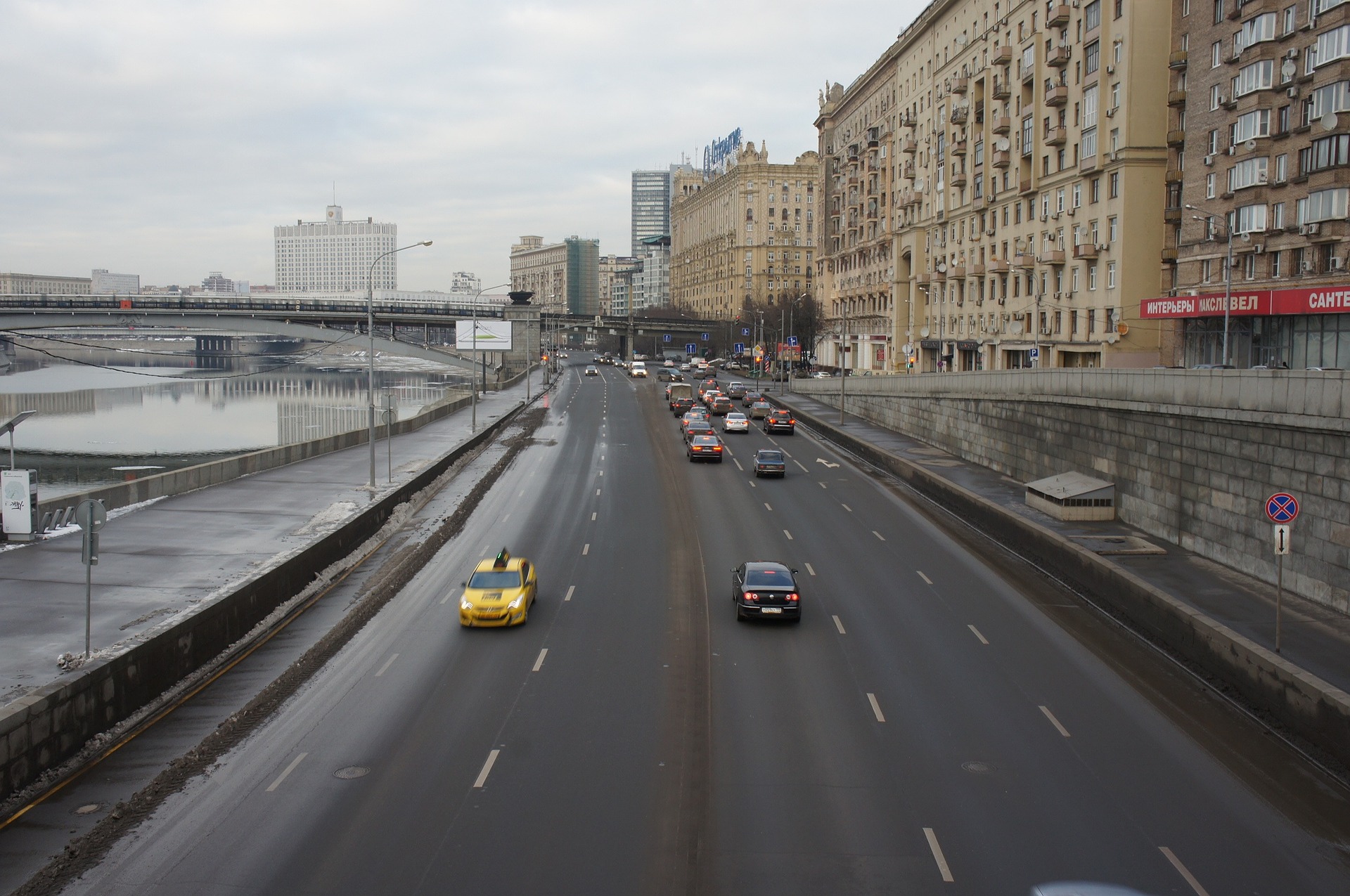 Москва в дороге