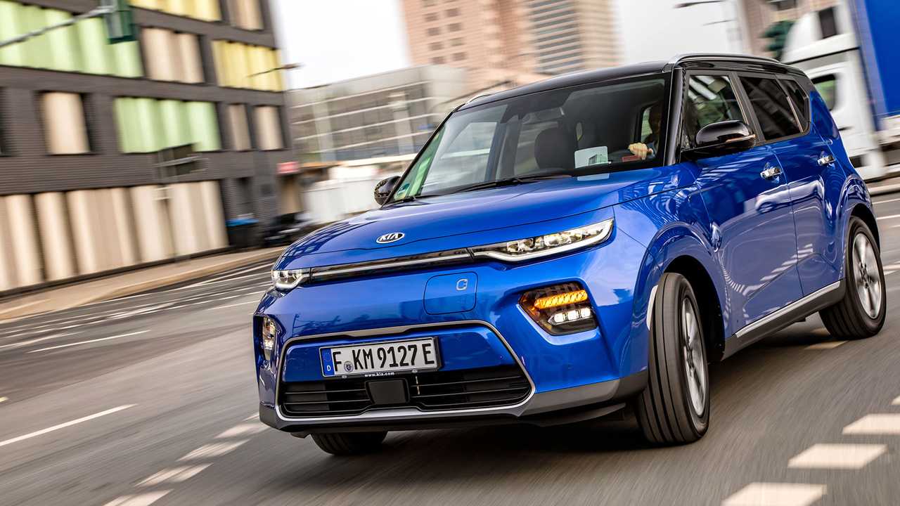 Soul e. Киа соул 2019. Киа соул 2019 синяя. Kia Soul ev 2023. Kia Soul Electric 2021.