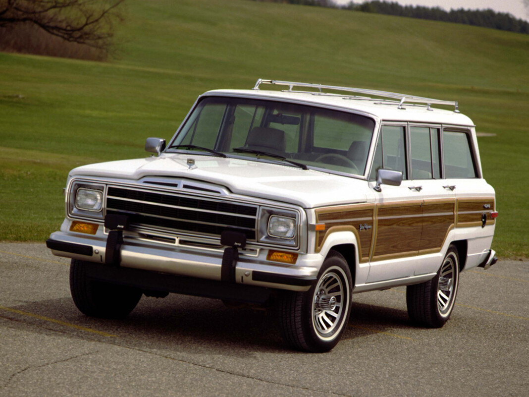 Jeep Wagoneer (SJ)