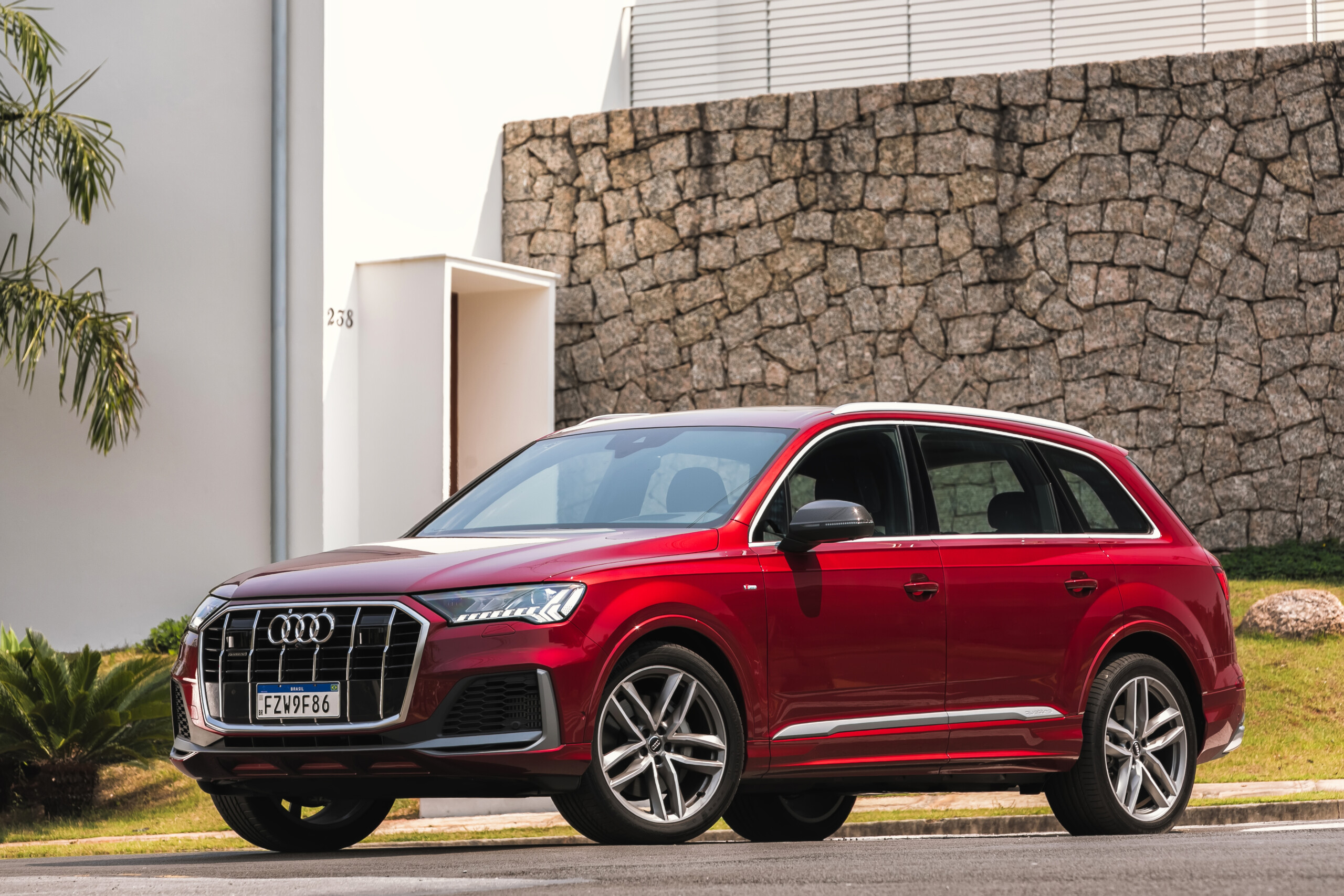 Q7. Audi q7 2021. Ауди q7 2021. Audi q7 2023. Новая Ауди q7 2021.