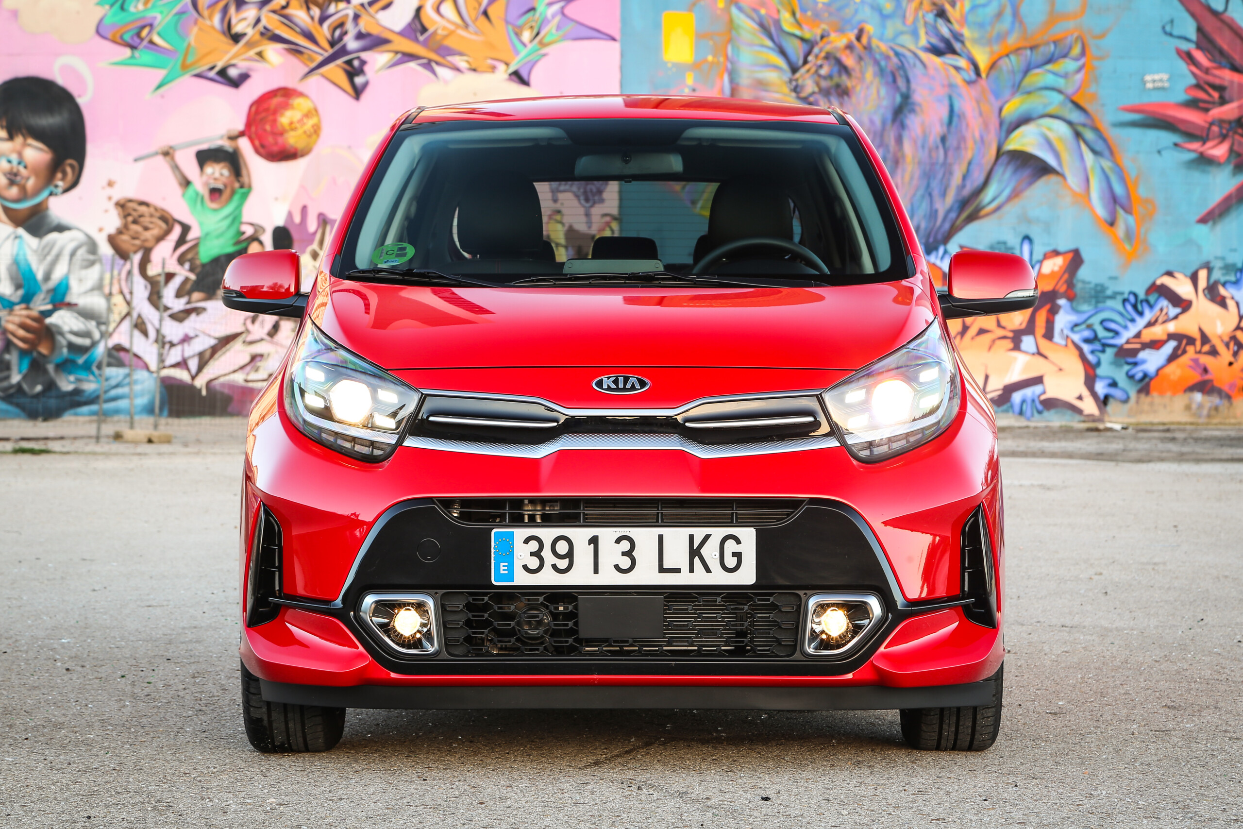 Kia Picanto 2017 красная