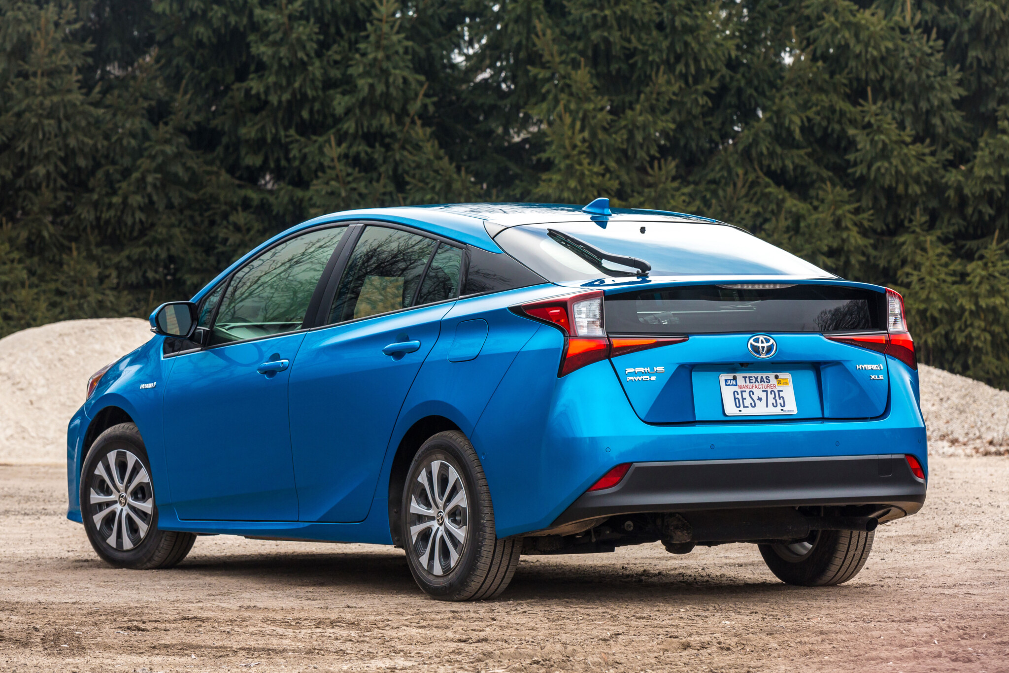 Toyota Prius 2025 будет оснащена "водородным" двигателем