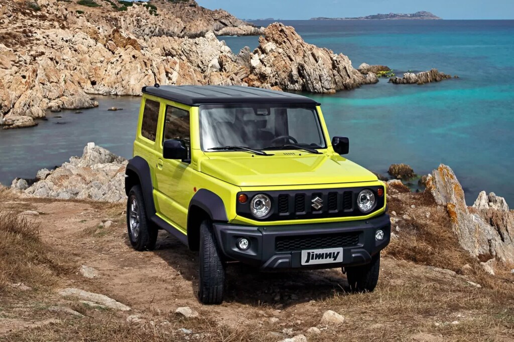 Внедорожник Suzuki Jimny 2024 получит гибридную установку