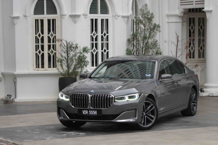 Новая bmw 7 2023