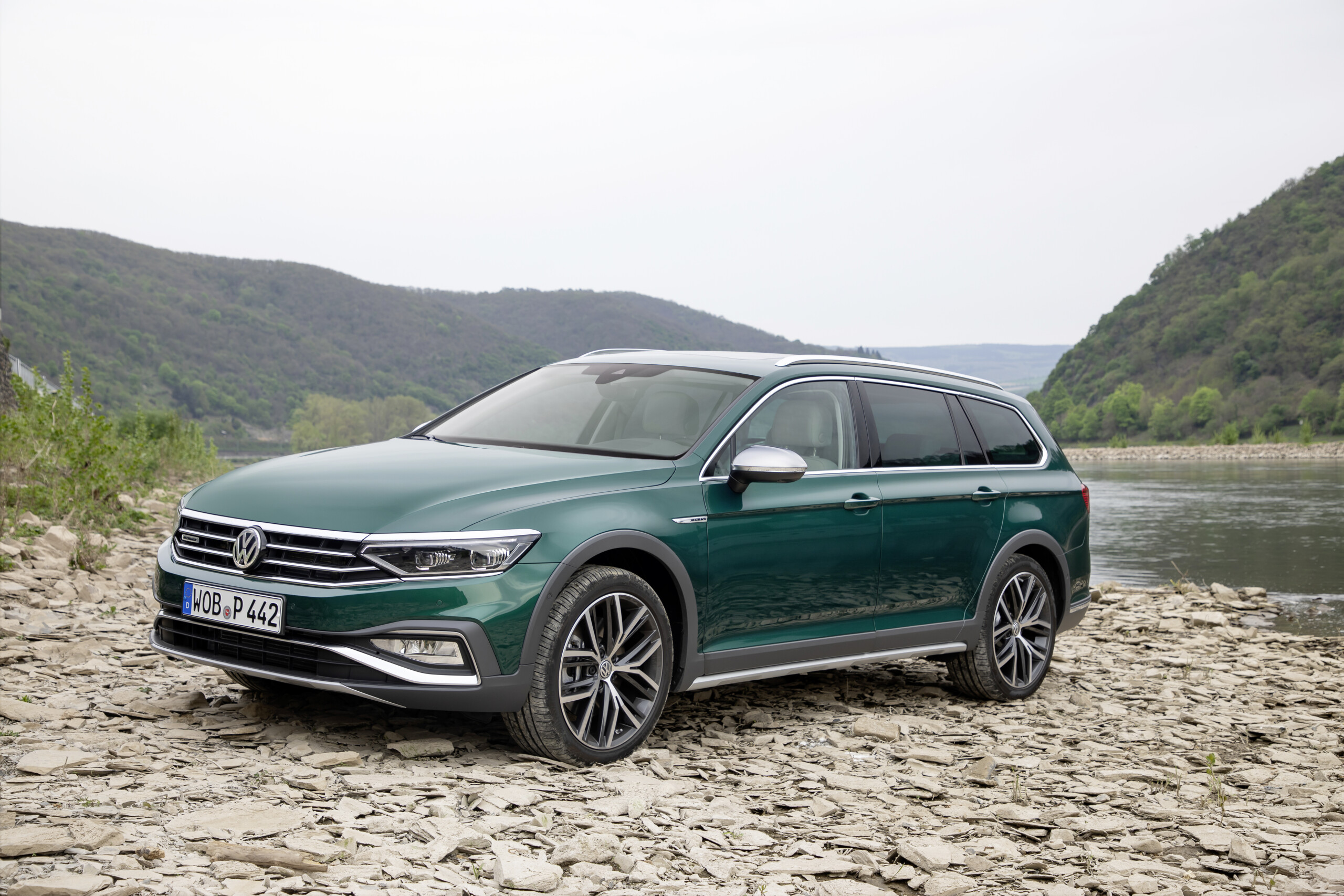 Volkswagen Passat универсал 2021