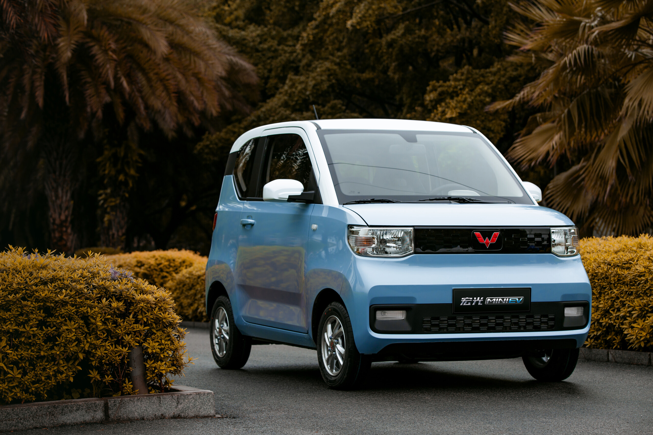 Wuling mini ev фото