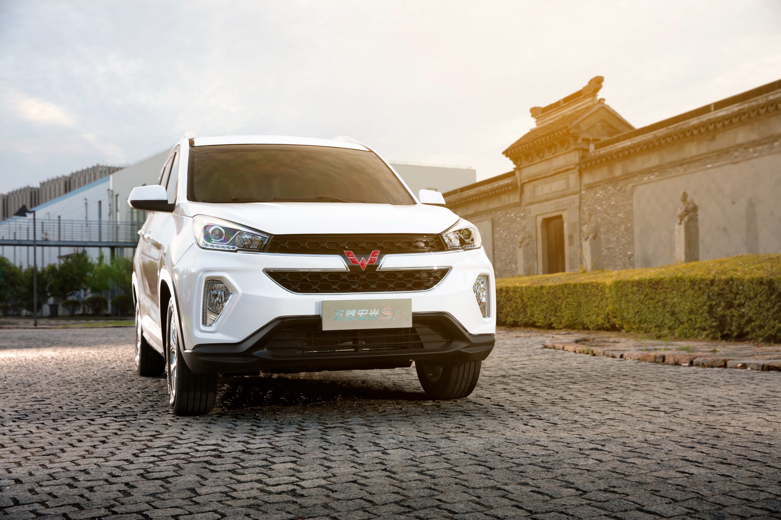 SAIC GM Wuling РјРёРЅРёРІСЌРЅ