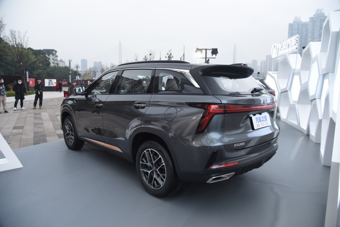 U75plus. Чанган 75 плюс 2022. Changan cs75 Plus 2022. Чанган cs75plus 2022. Чанган кроссовер 2022.