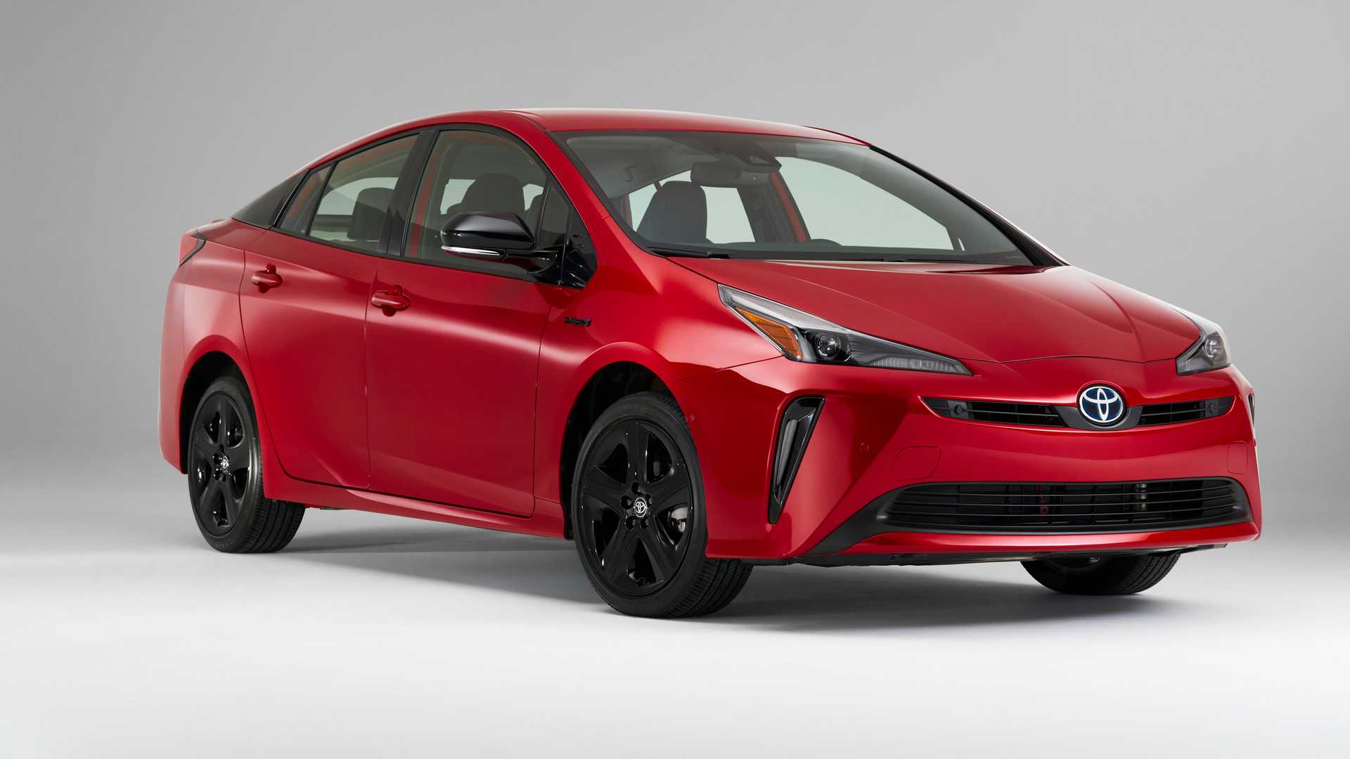 Toyota Prius универсал 2020