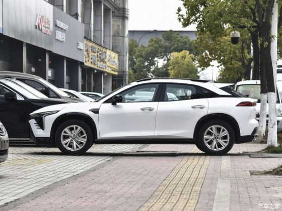 Faw besturn b70s