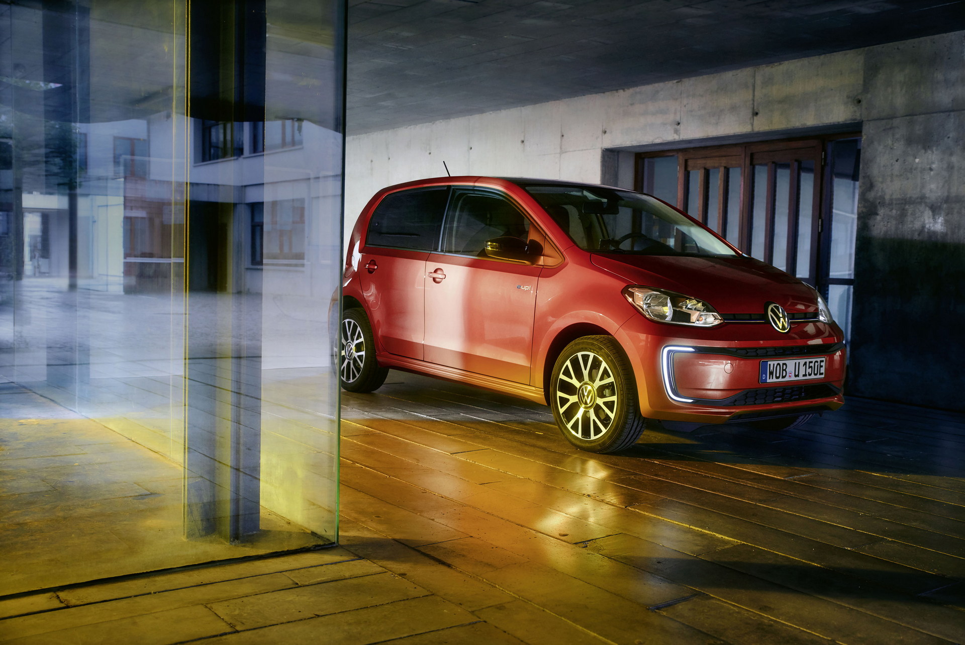 Электрокар Volkswagen e up