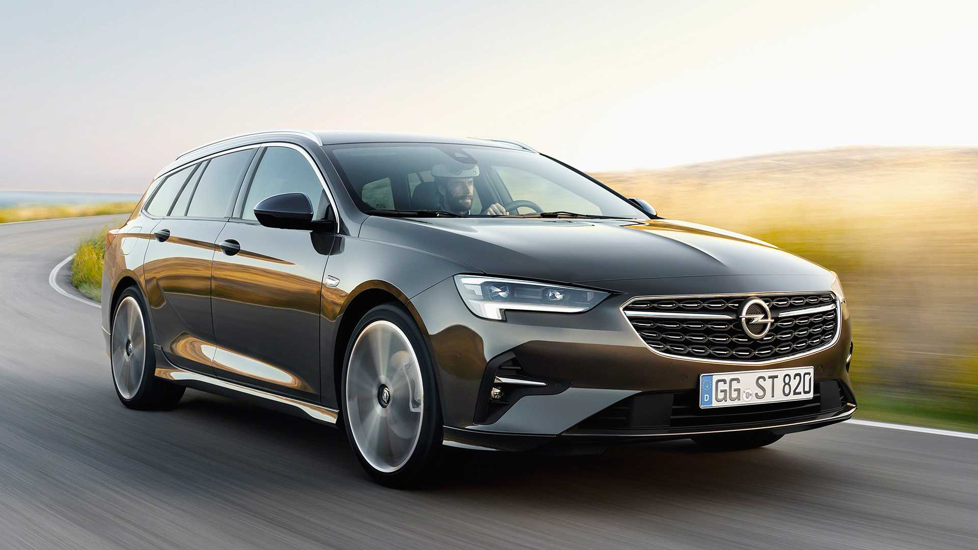 Opel Insignia 4