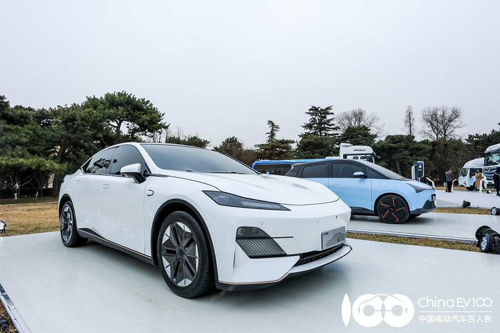Changan C385 2022 в Китае представлен официально
