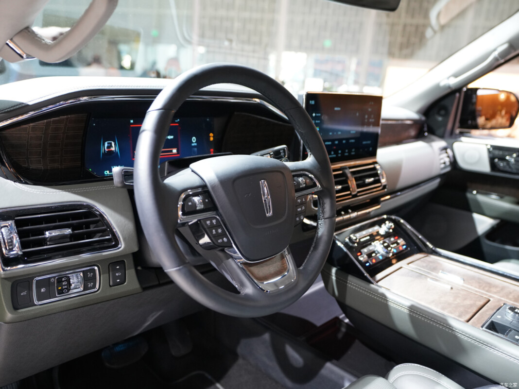 Навигатор 2023. Lincoln Navigator 2023. Lincoln Aviator 2023 Interior. Lincoln Navigator 2022 салон. Lincoln Navigator China 2023.