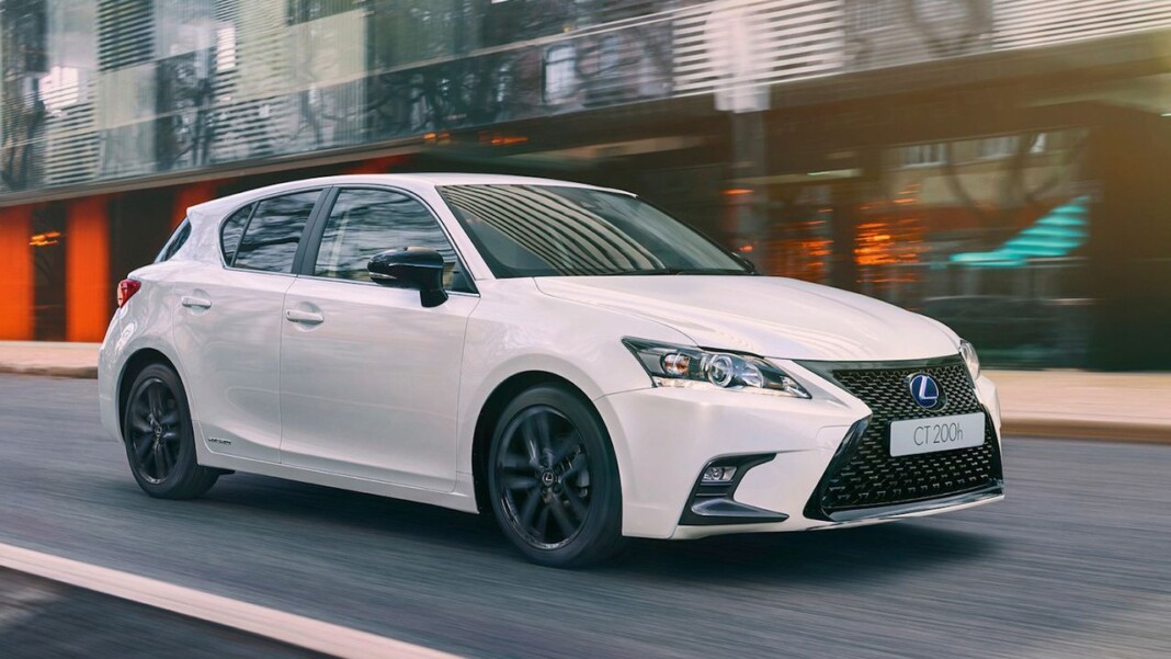 Lexus CT 2025 вернется на рынок в качестве кроссовера