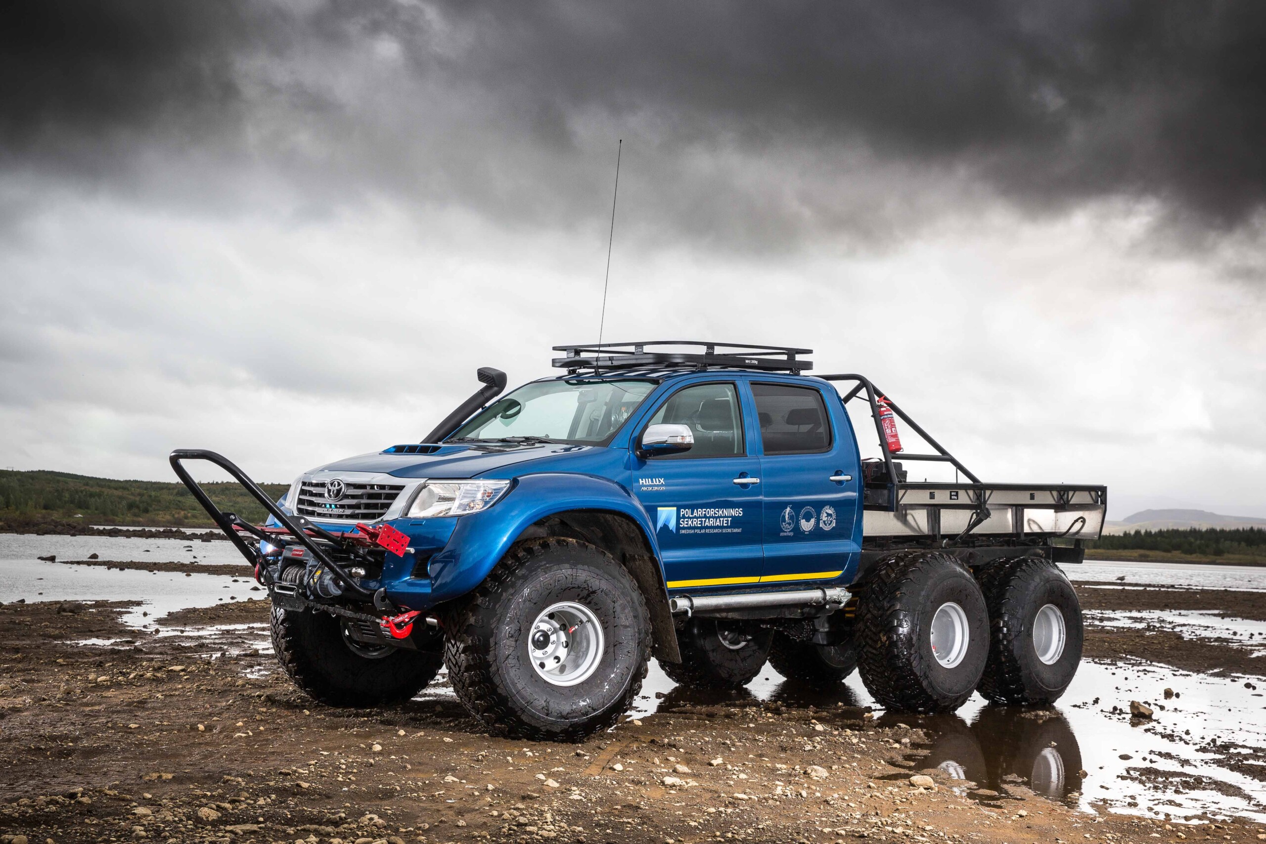 Arctic Trucks Toyota Hilux 6 6