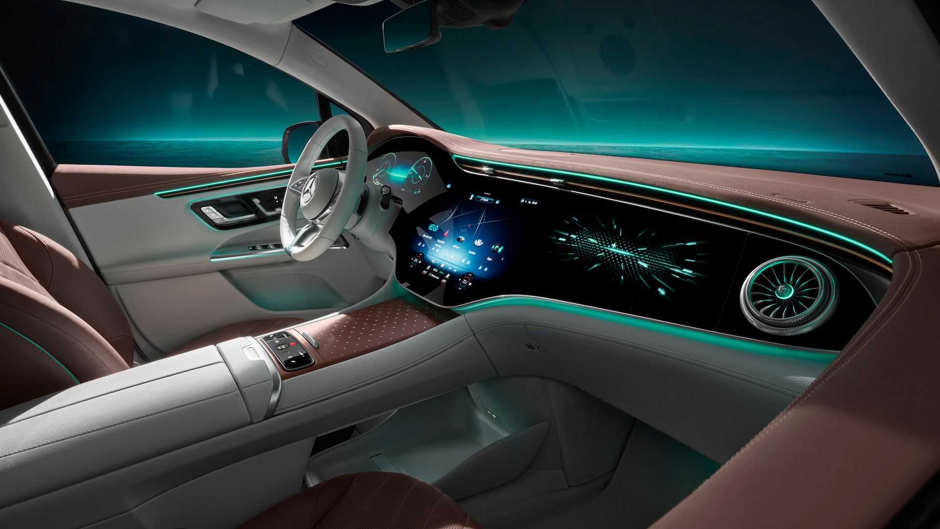 Mercedes Benz Vision EQS внутри