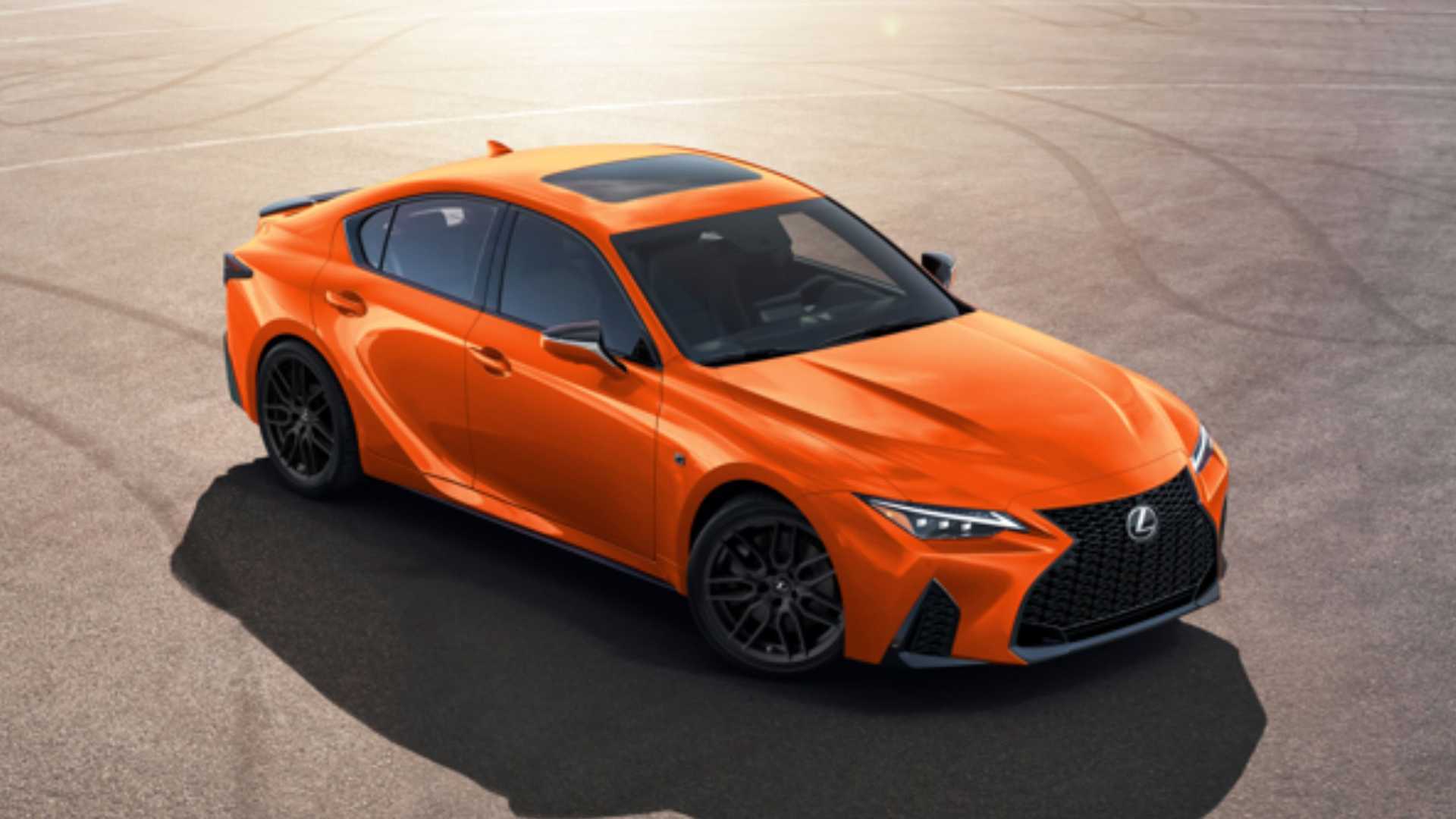 Lexus IS 500 F Sport 2023 поступит в продажу с новыми опциями