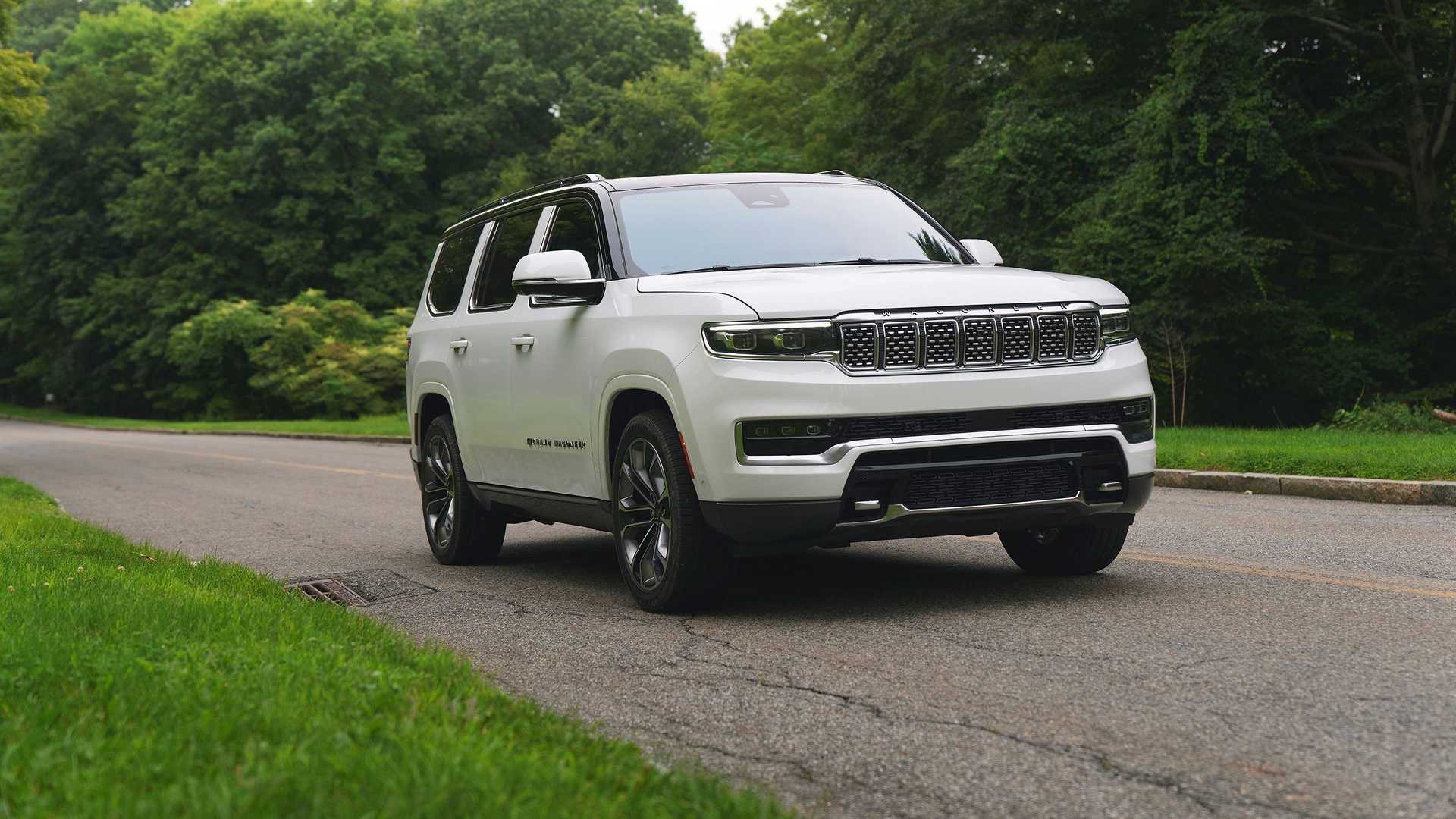 Jeep Grand Wagoneer 2023: раскрыты комплектации и цены