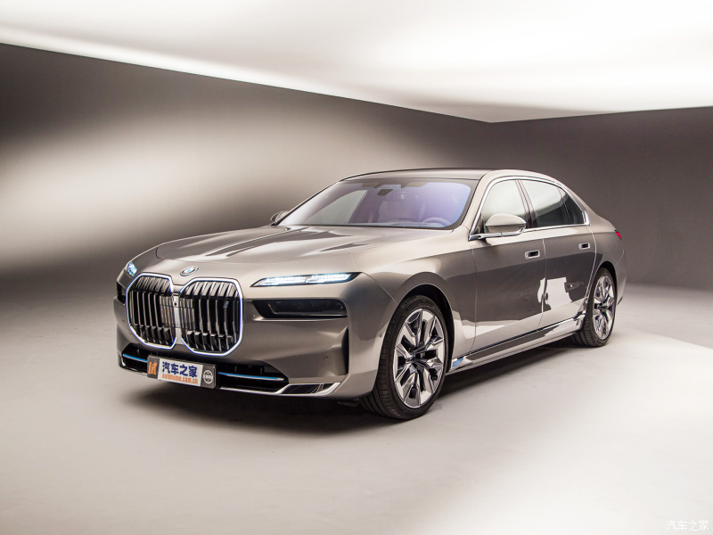 BMW 7-Series 2023: раскрыты сроки официального дебюта