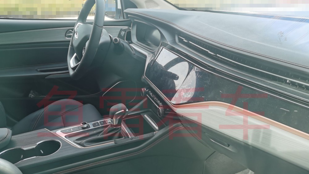 Chery выводит на российский рынок новый седан Arrizo 5 Plus. Первые изображения в сети
