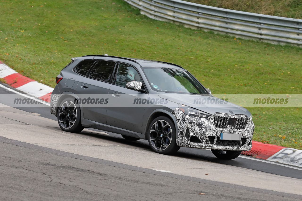 BMW X1 2024 тестируется в исполнении M35i xDrive