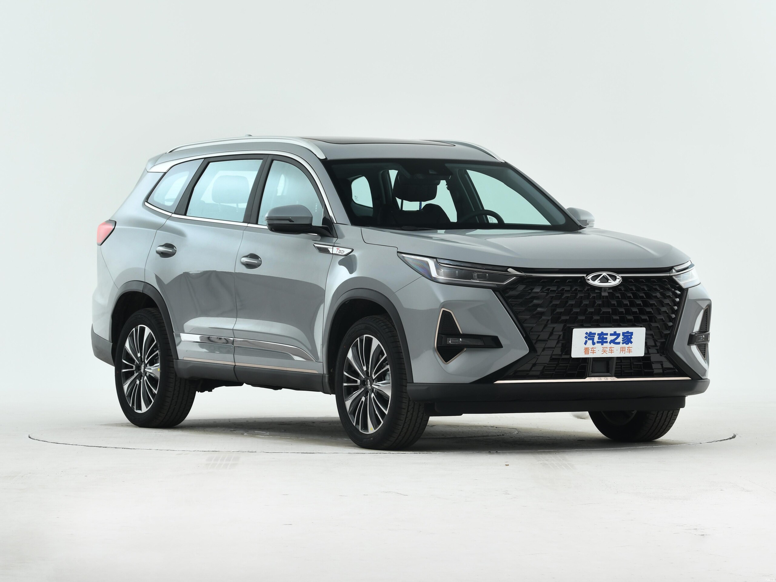 Chery Tiggo 8 Pro вышел на рынок в 7-местной версии