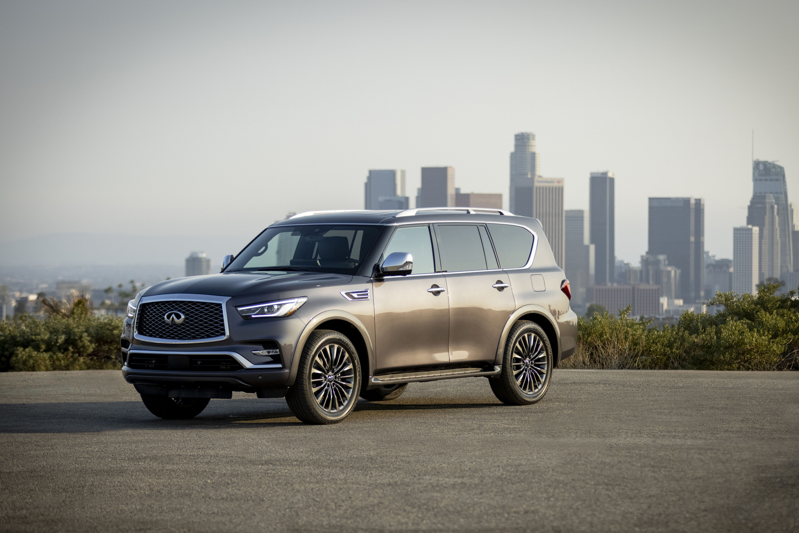 Инфинити QX80 2024 цены модели, комплектации, фото, новый кузов, видео