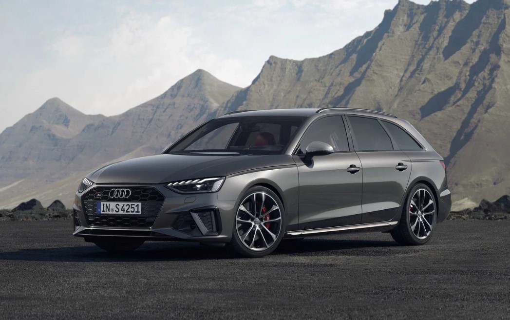 Audi S4 Avant 2024 замечен на дорожных тестах