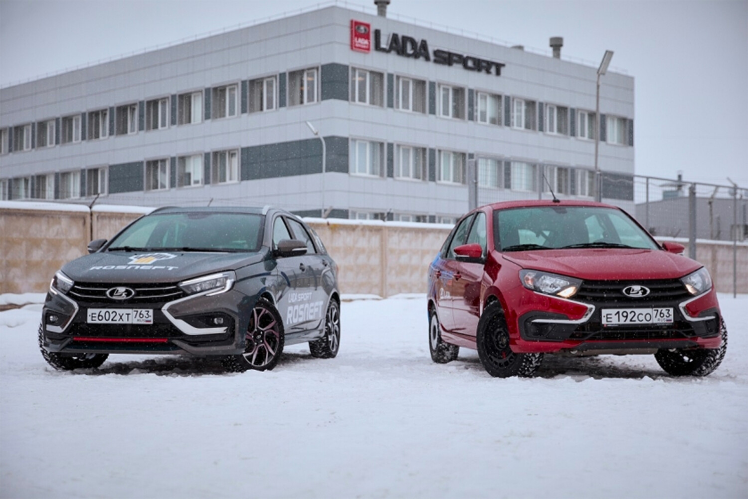 Екатеринбуржцы массово отказываются от иномарок в пользу отечественного  автопрома: в чем причина?