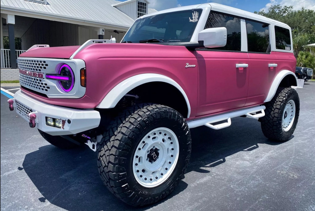 Ford Bronco 2023