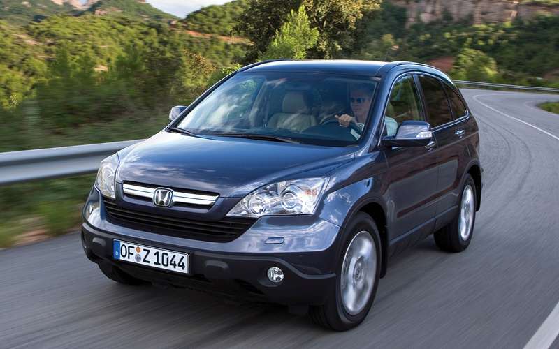 The Best Budget Crossover: Honda CR-V 2012 – Expert Review