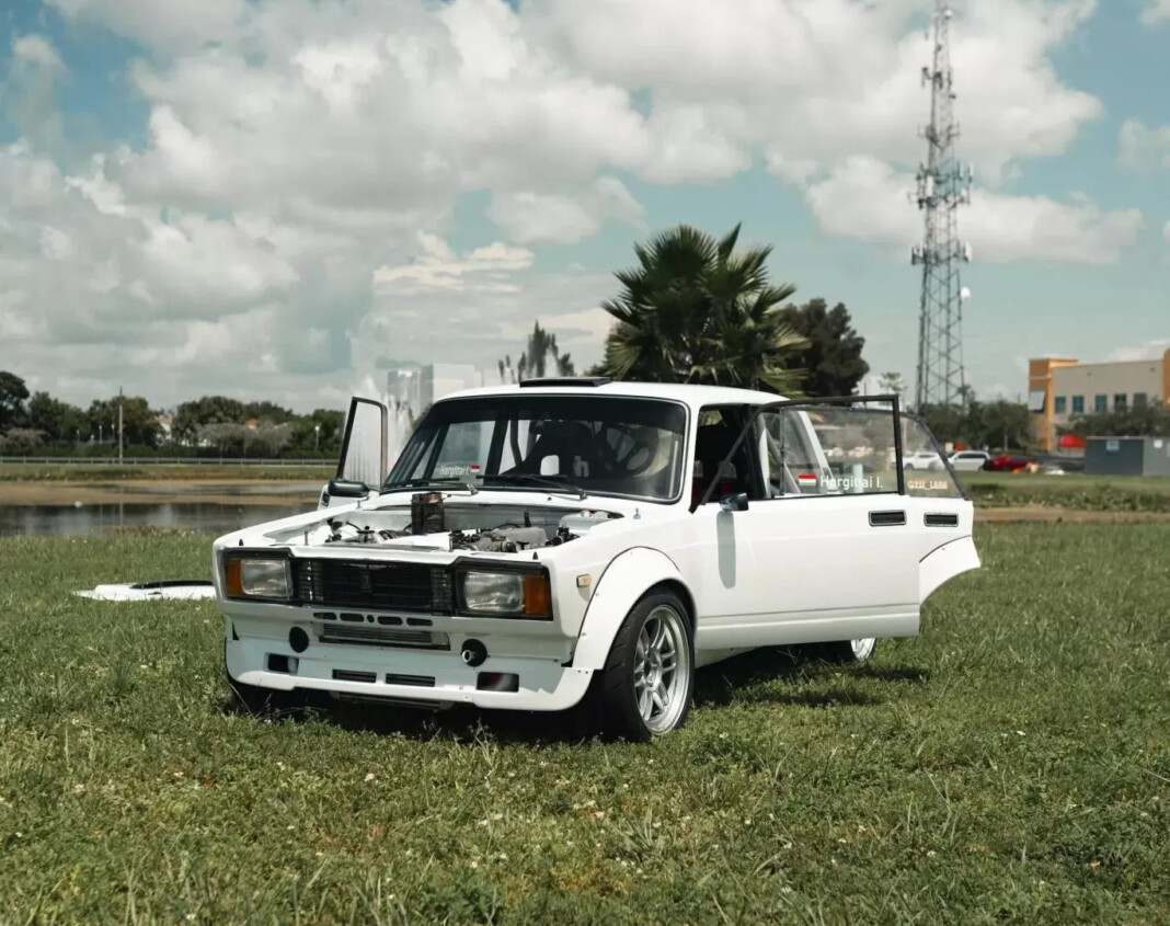 Американцы раньше "АвтоВАЗа" возродили ВАЗ-2105: теперь он круче Toyota ...