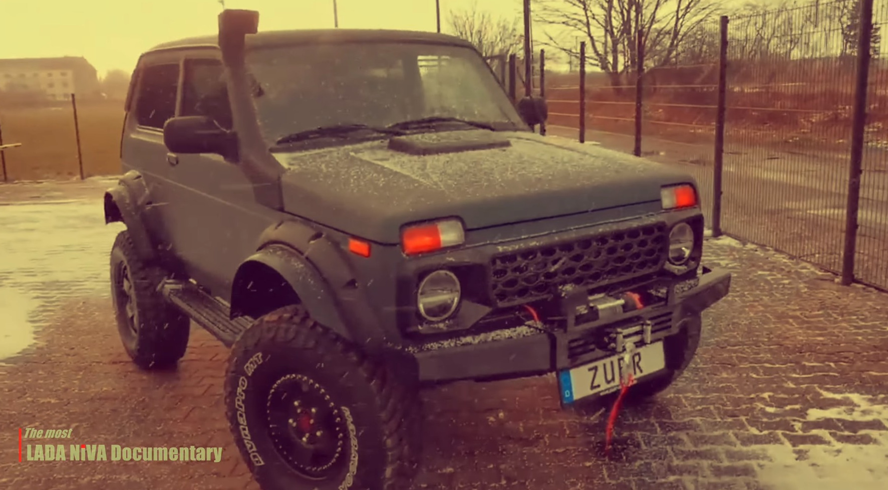 Немцы не забыли русские машины: они купили Lada Niva Legend и сделали из  нее почти 