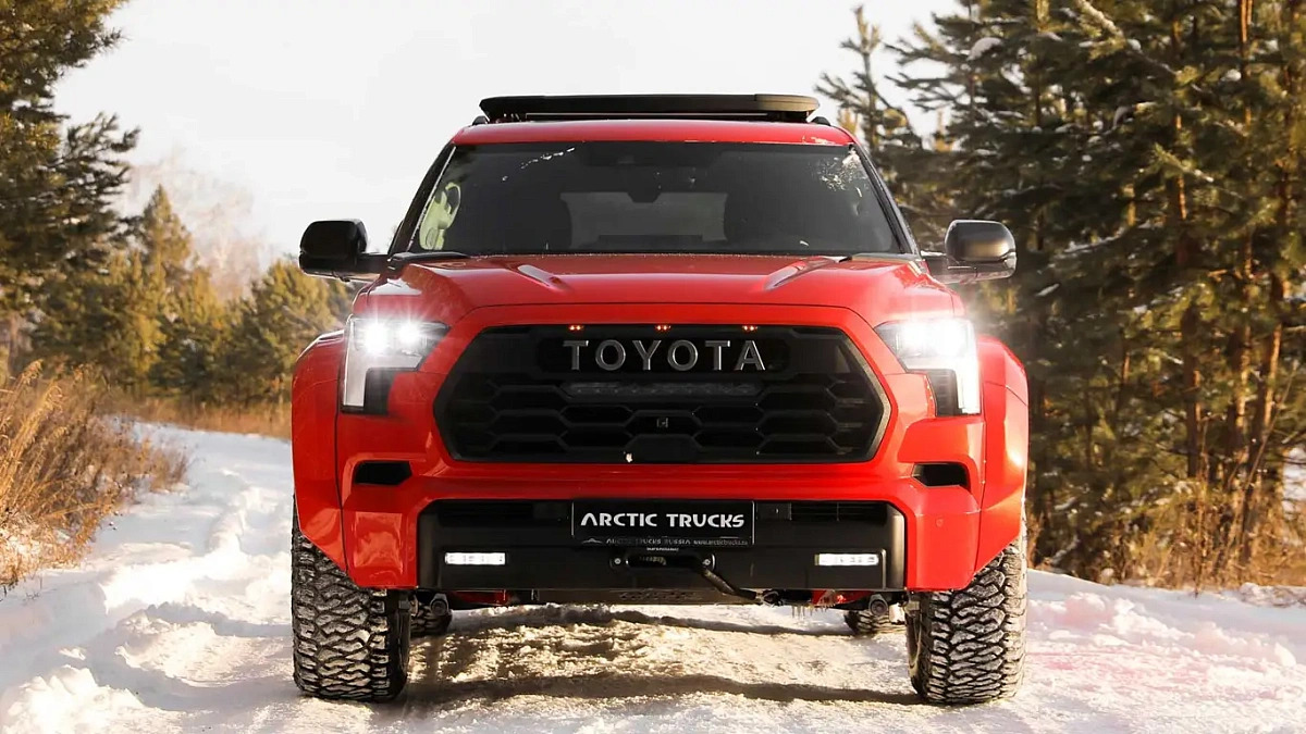 Toyota Sequoia 2023