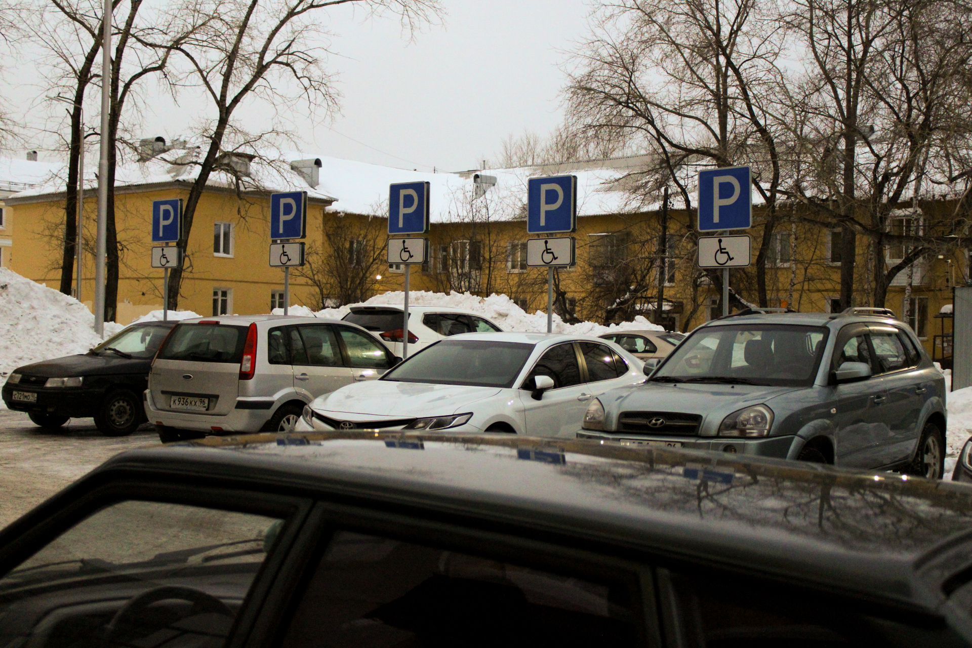 В ГАИ разъяснили, как припарковать авто на инвалидном месте безнаказанно