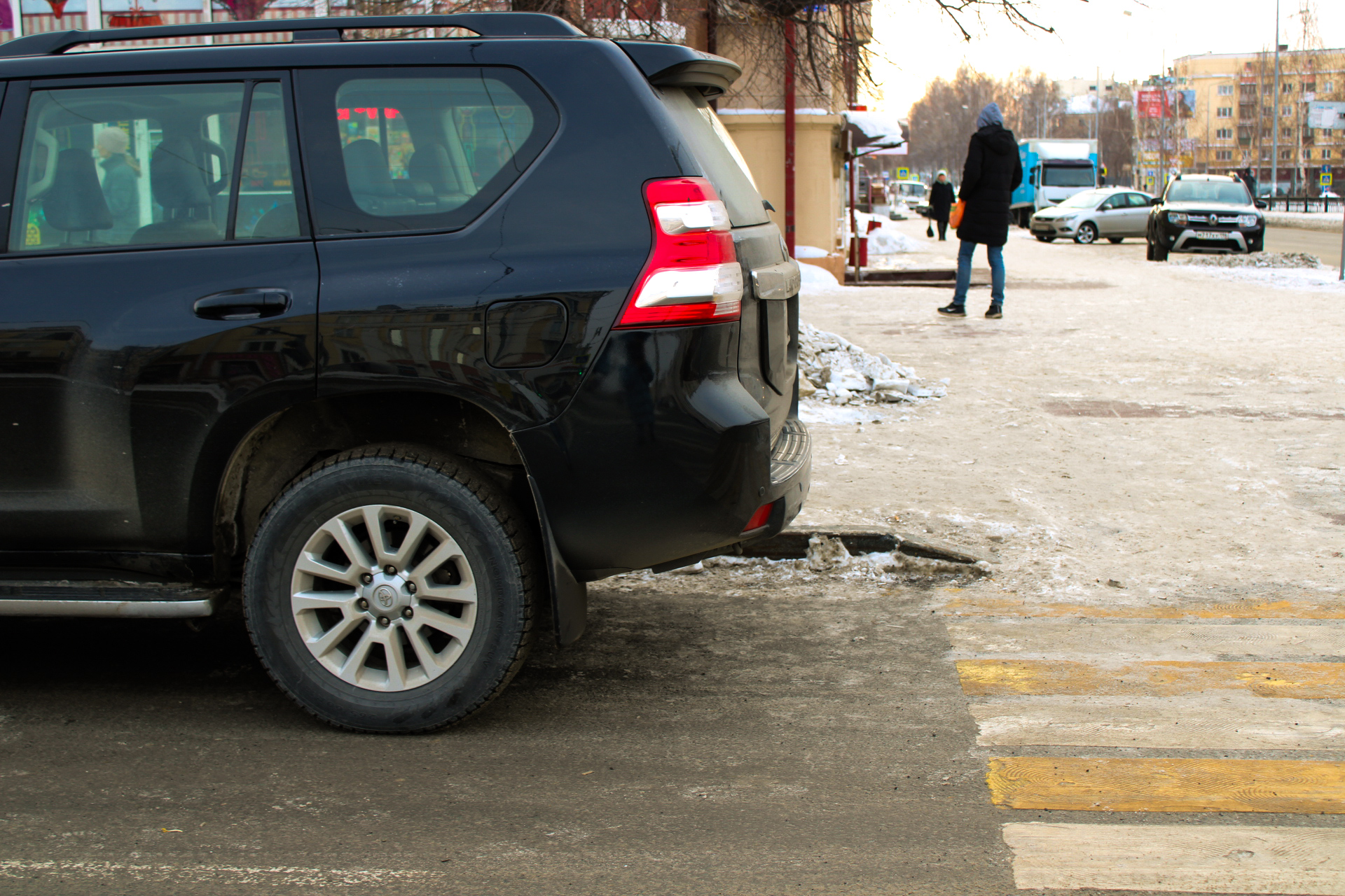 Перекупщик объяснил, почему покупка авто из Эмиратов может быть опасной