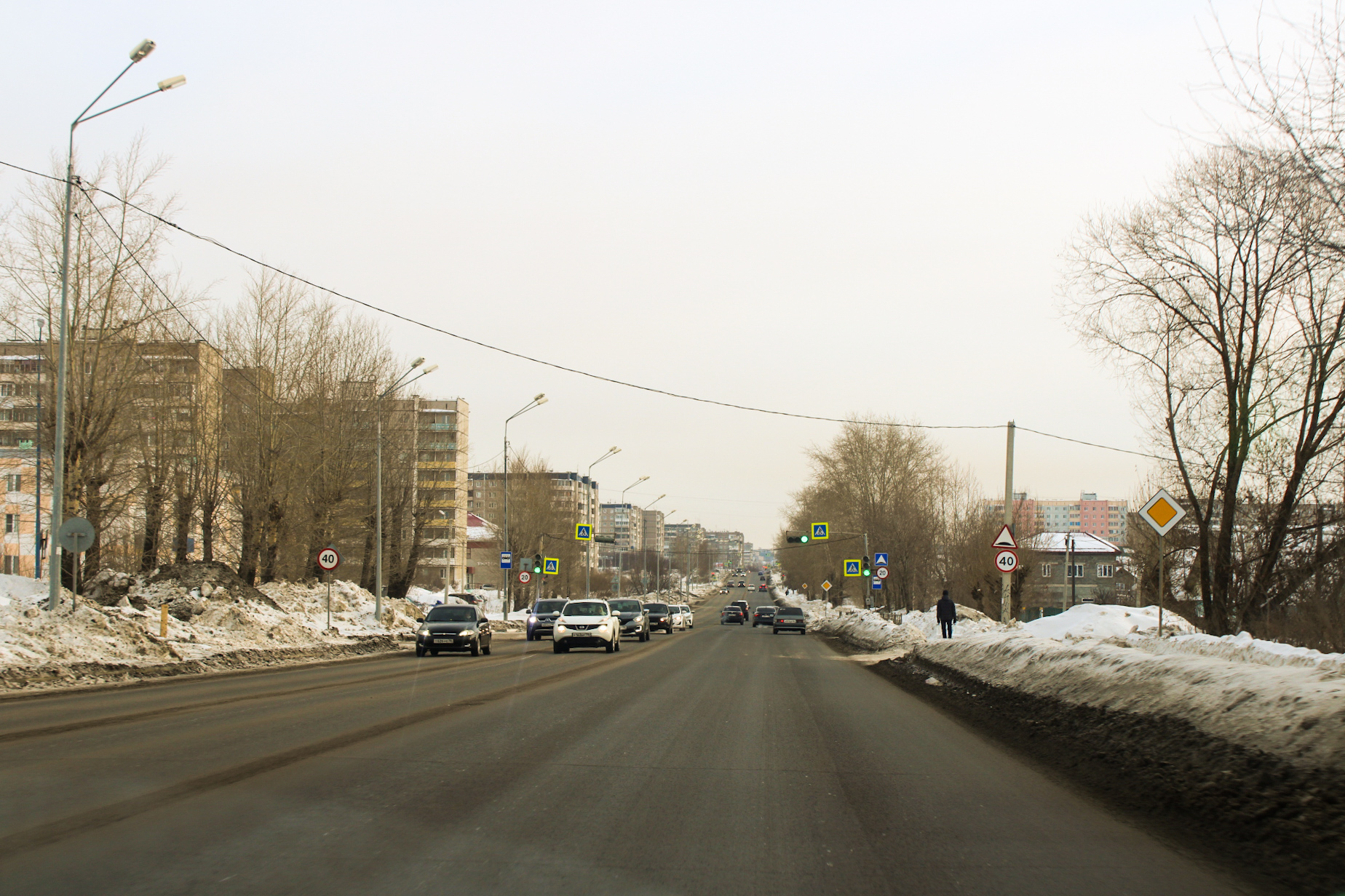 Водителям рассказали, для чего дальнобойщики крепят бутылки к колесам своих грузовиков