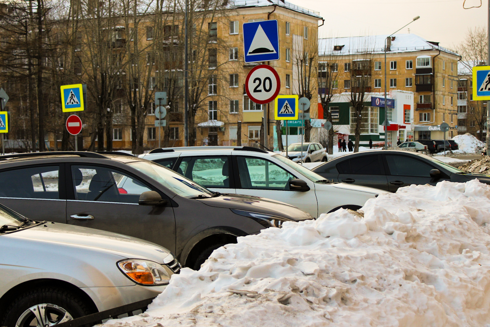 Механик разъяснил, как простая картонка перед радиатором может навредить автомобилю
