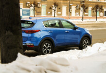 Механик разъяснил, как скандинавы ездят зимой, не прогревая двигатели машин