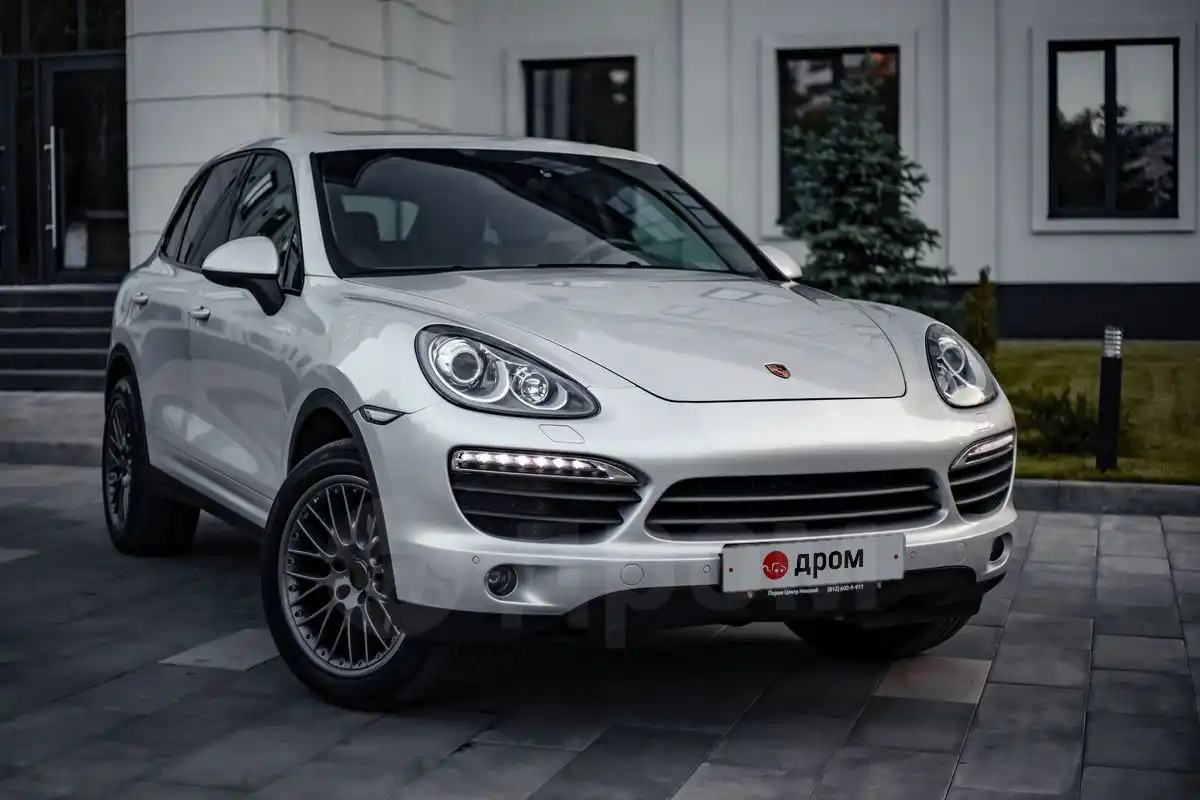 Porsche Cayenne 2011 года продают за 2,777 млн рублей