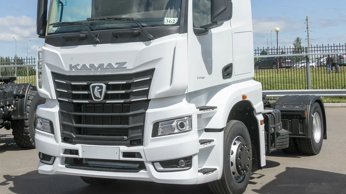 КамАЗ накатал 6 млн км без аварий: как работают беспилотники на М-11