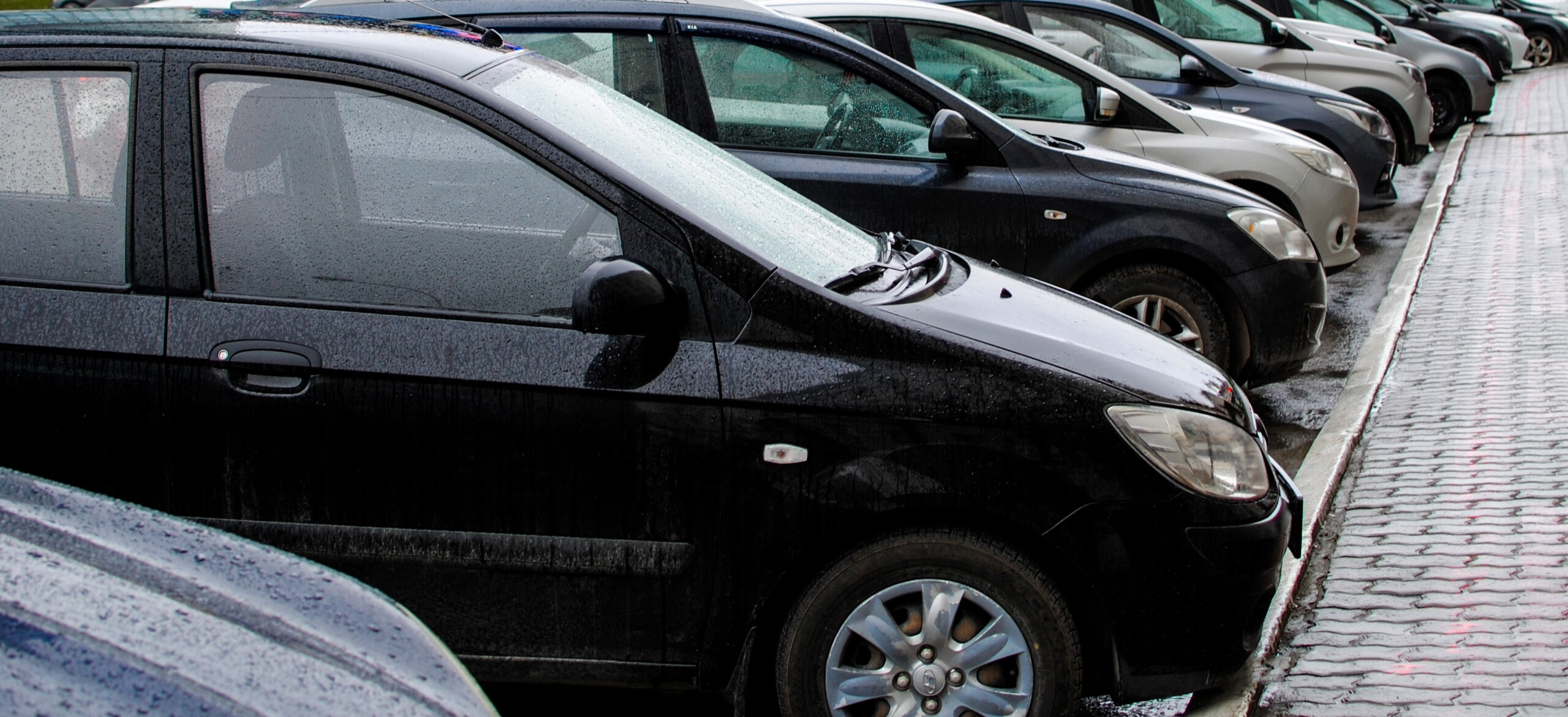 Названы самые узнаваемые страховые компании среди российских автовладельцев: свежий рейтинг DRIVE2.RU